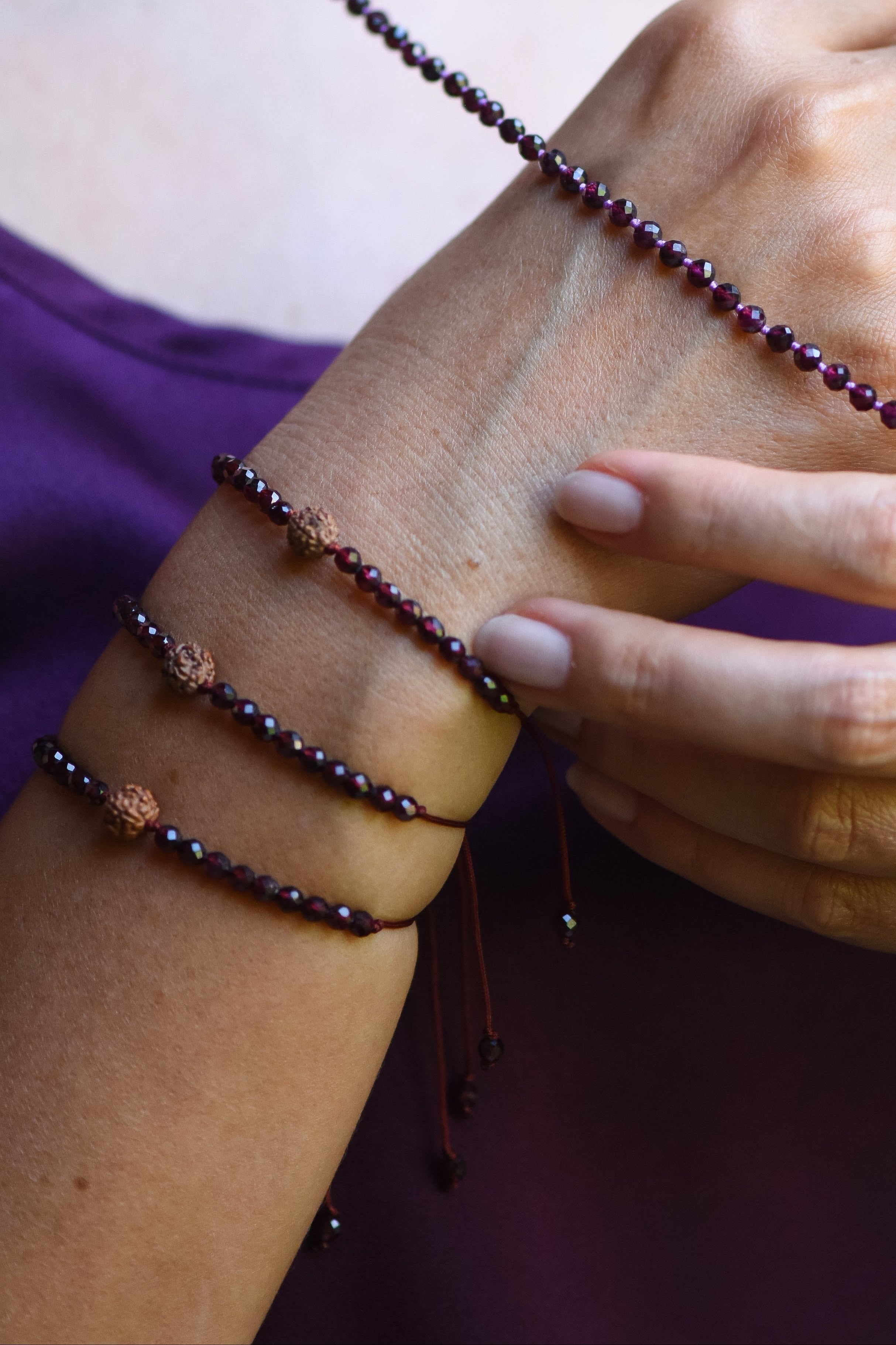 Regenerating String Bracelet